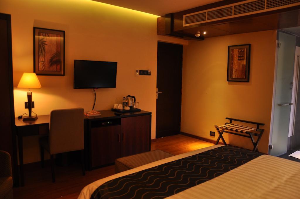 Park Avenue Hotel Nungambakkam Chennai Dış mekan fotoğraf