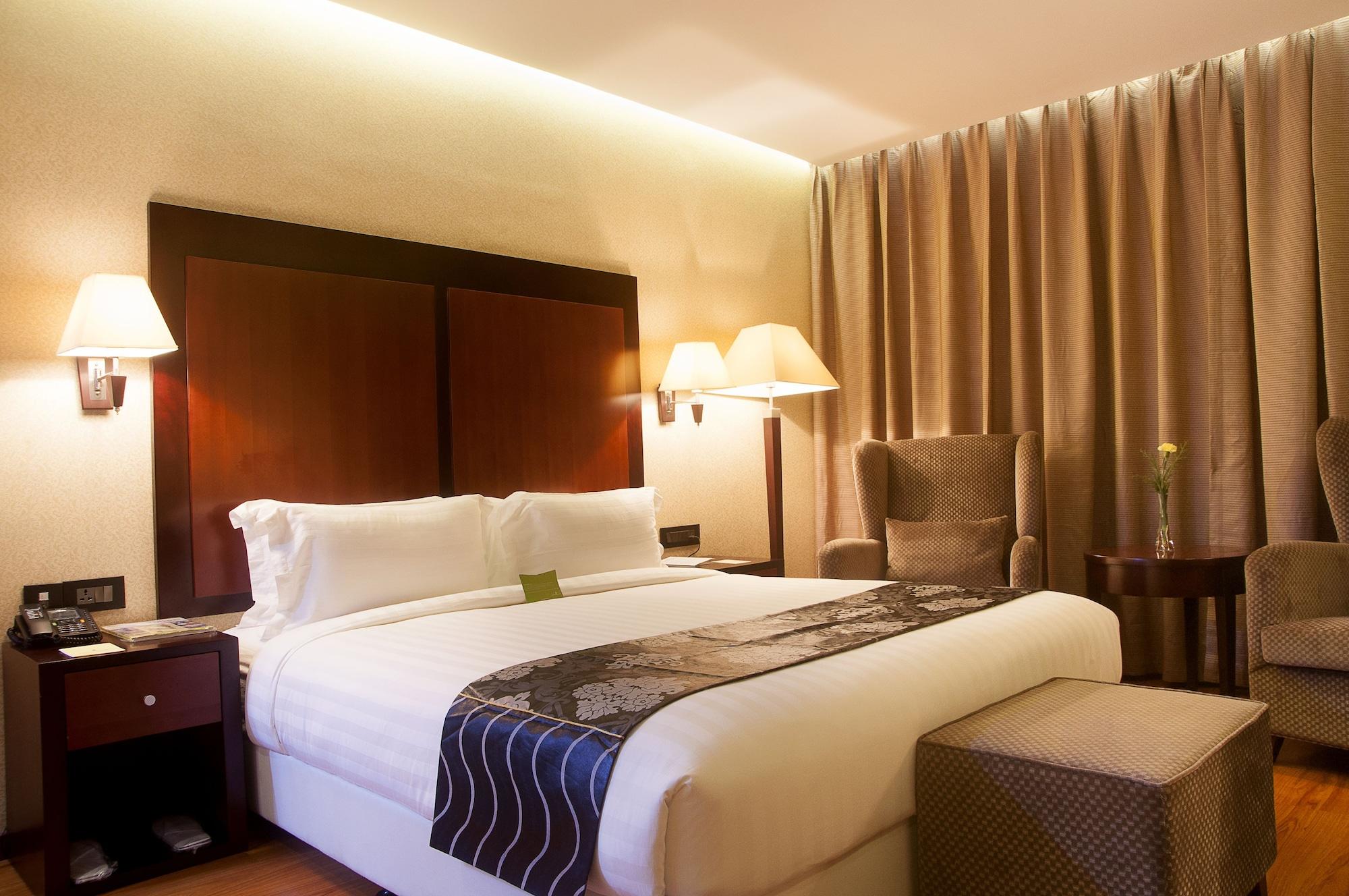 Park Avenue Hotel Nungambakkam Chennai Dış mekan fotoğraf