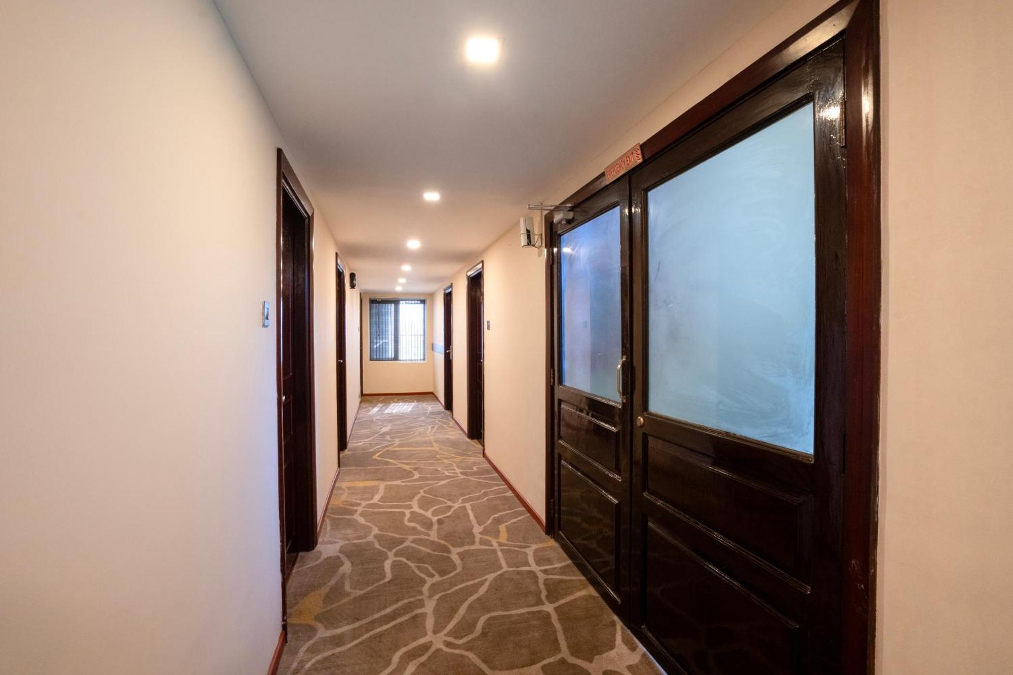 Park Avenue Hotel Nungambakkam Chennai Dış mekan fotoğraf
