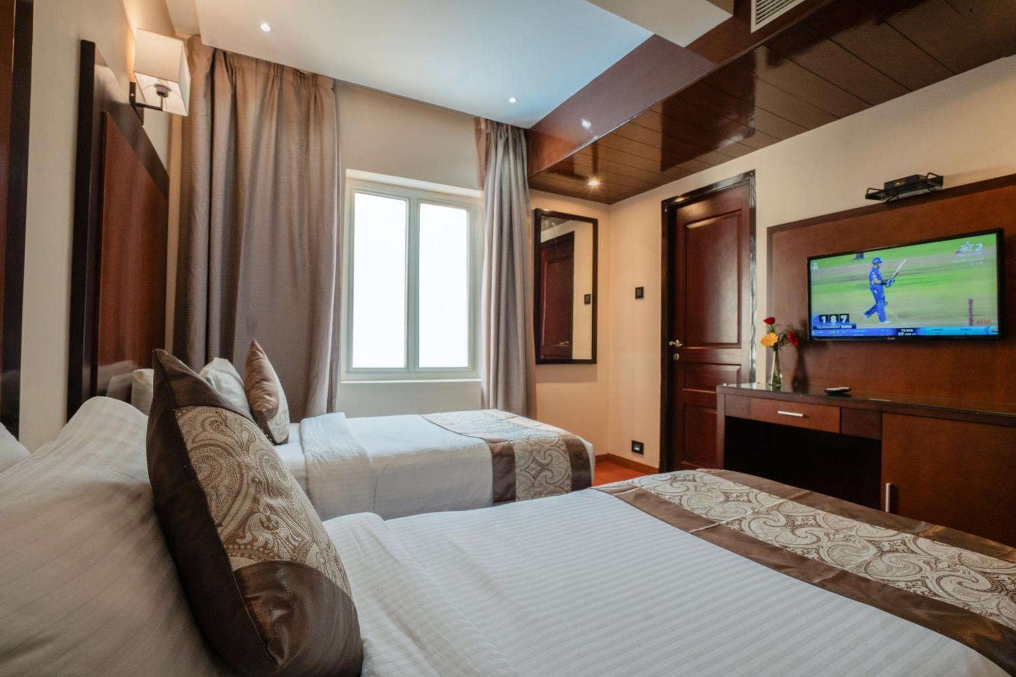 Park Avenue Hotel Nungambakkam Chennai Dış mekan fotoğraf