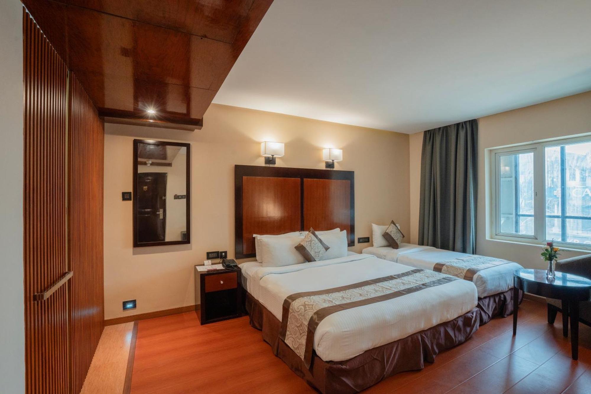 Park Avenue Hotel Nungambakkam Chennai Dış mekan fotoğraf