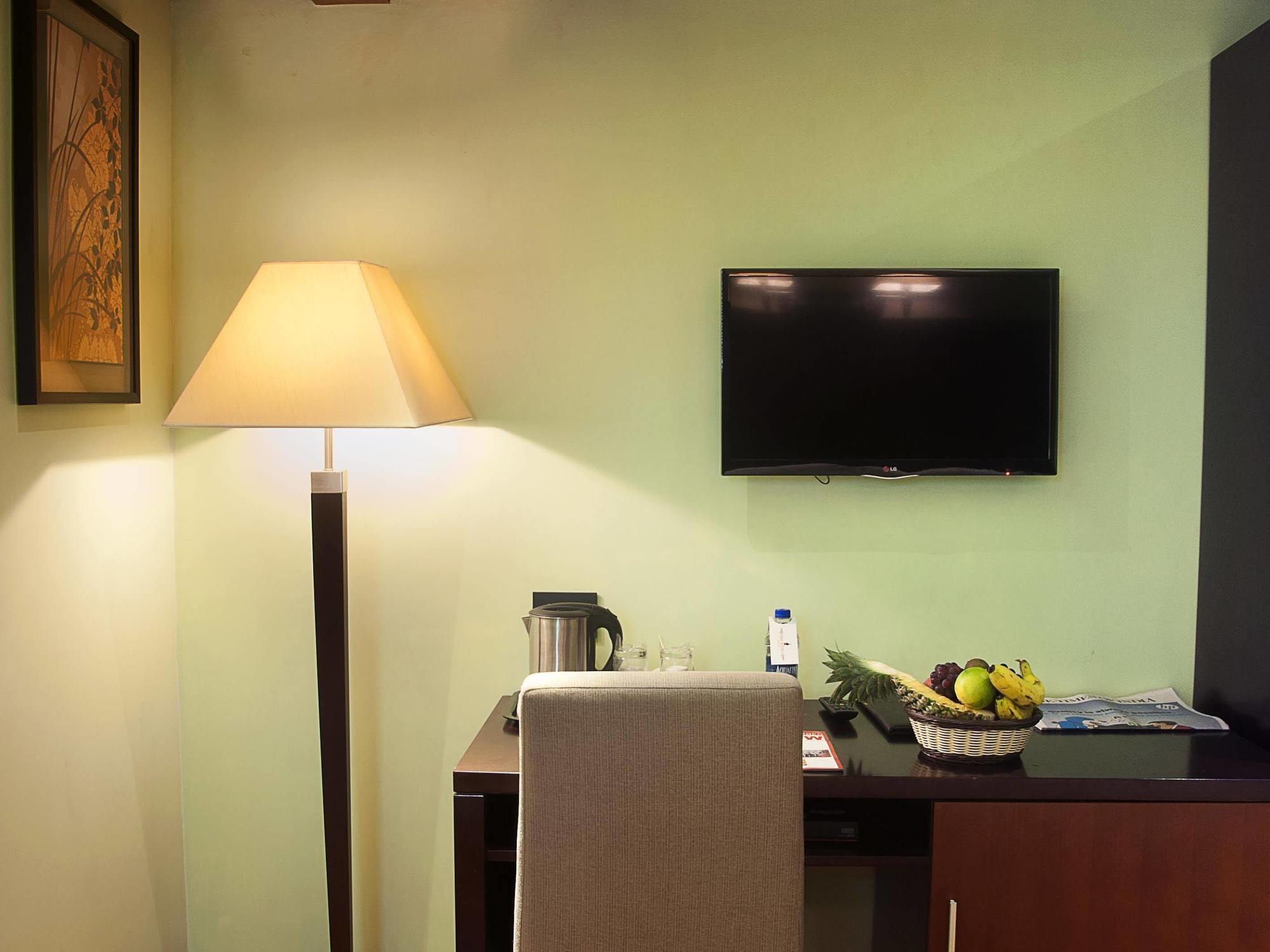 Park Avenue Hotel Nungambakkam Chennai Dış mekan fotoğraf